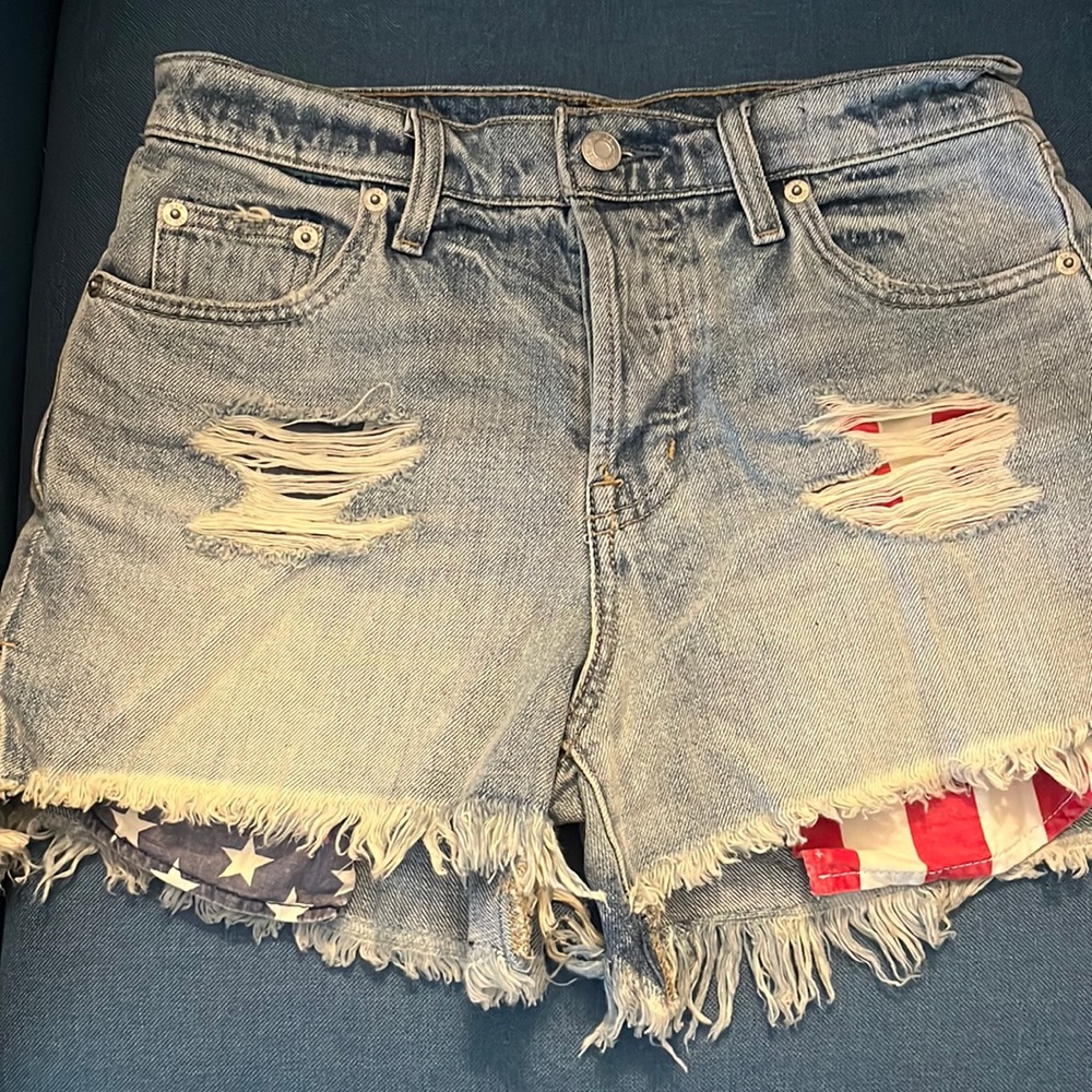 Gap rare denim shorts with American flag details size 25